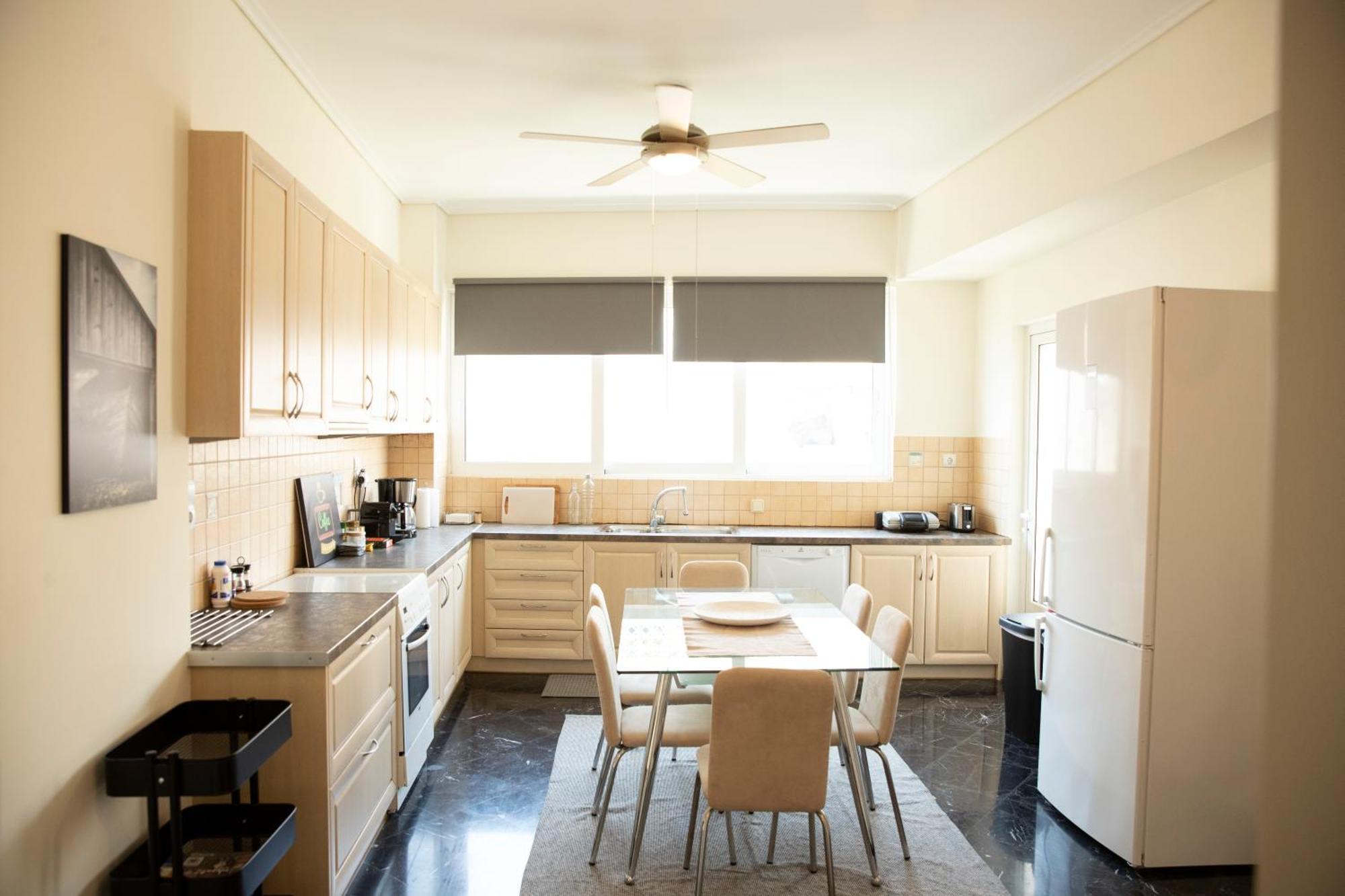 Spacious Glyfada Golf 4Br -Near Beach + Shops Αθήνα Εξωτερικό φωτογραφία