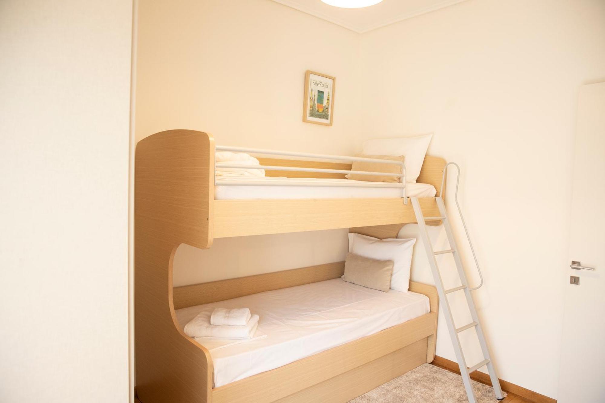 Spacious Glyfada Golf 4Br -Near Beach + Shops Αθήνα Εξωτερικό φωτογραφία